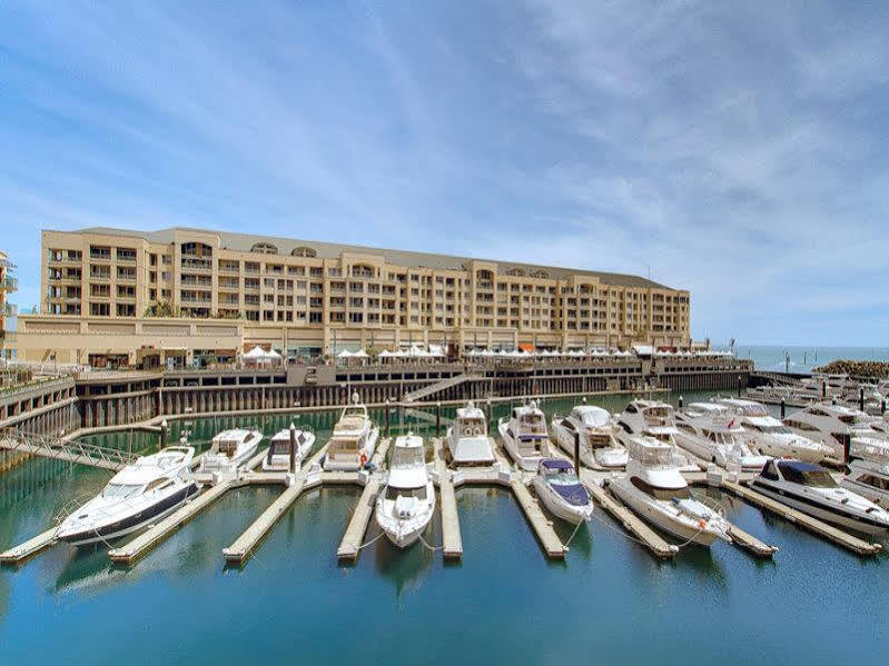 Glenelg Holiday Apartments - Corfu Adelaide Luaran gambar