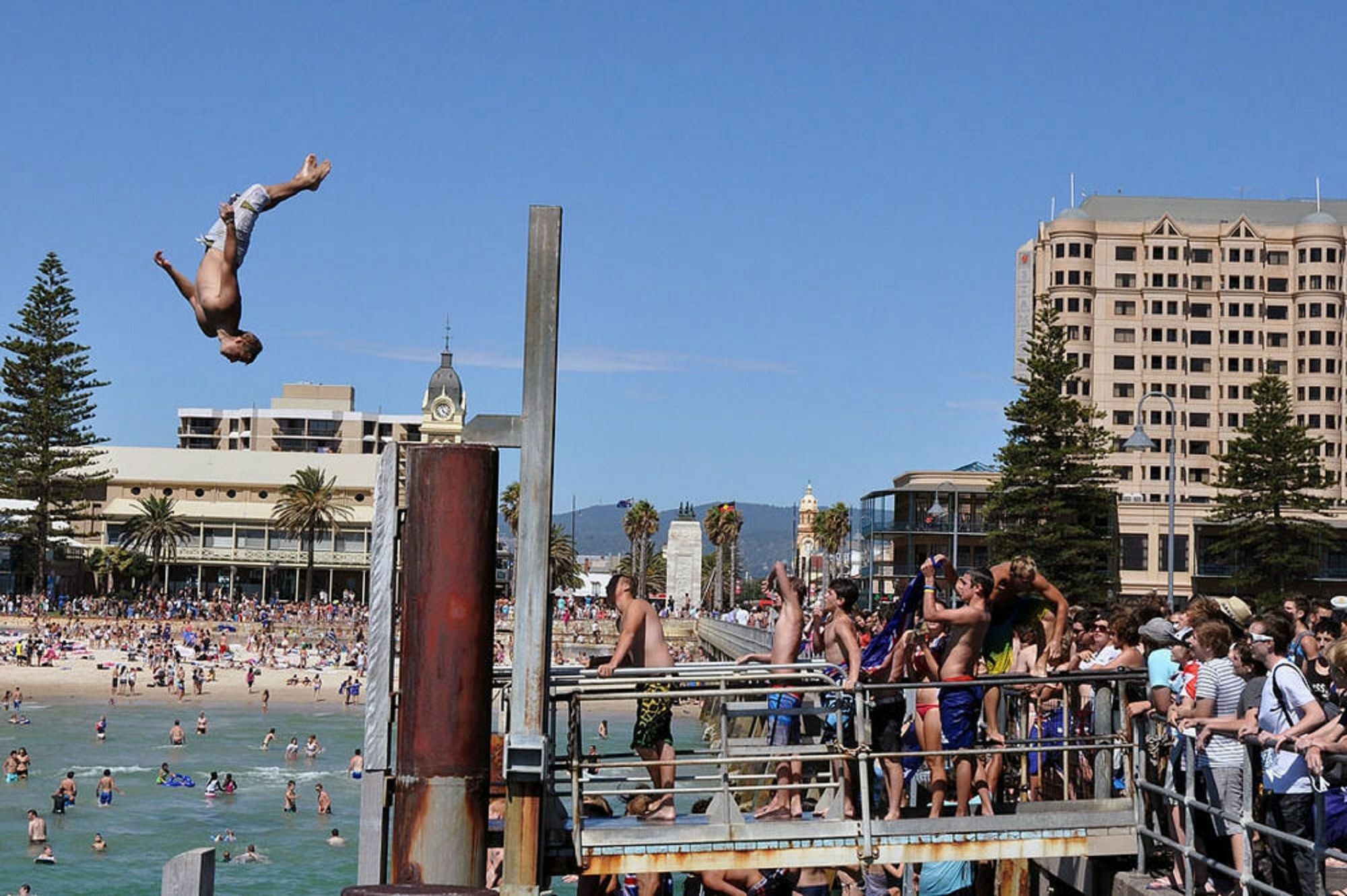 Glenelg Holiday Apartments - Corfu Adelaide Luaran gambar