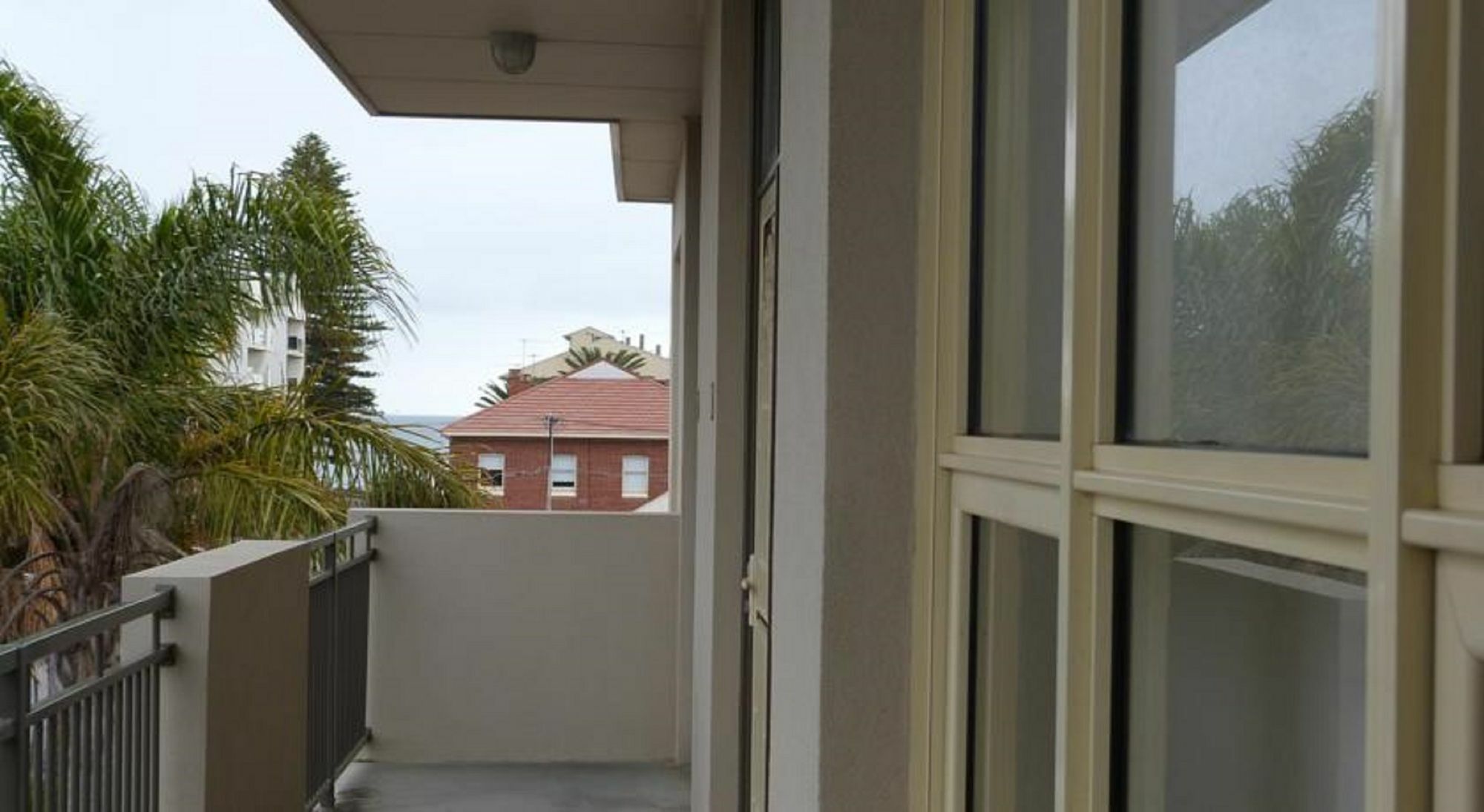 Glenelg Holiday Apartments - Corfu Adelaide Luaran gambar